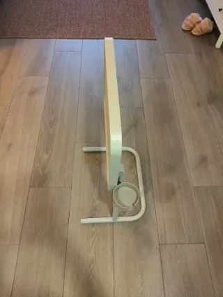 Mesa auxiliar IKEA BJÖRKÄSEN beige