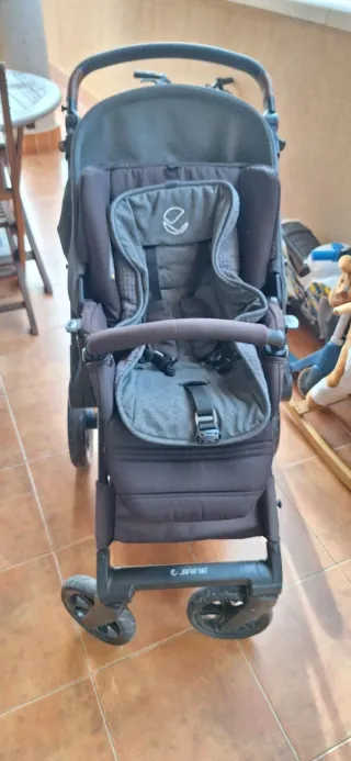 Carricoche Jane Muum: Silla, Maxicosis y Capazo