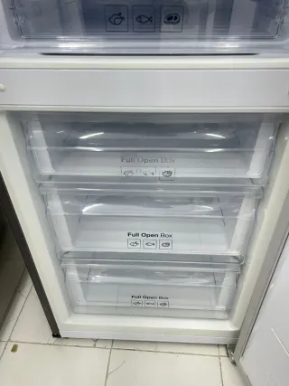 Nevera Samsung Altura 1.85 con garantía