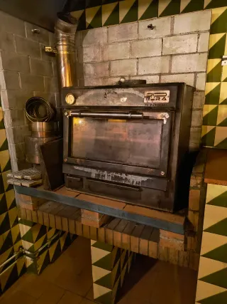 Horno de carbón Pira 70 Lux Black