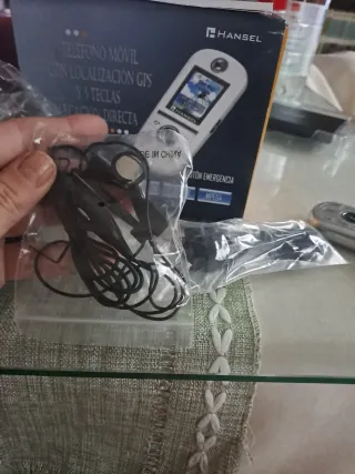 Móvil Hansel GPS Cámara y Juegos