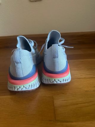 Nike Epic React Flyknit 2 Gris/Rosa