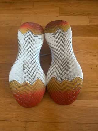 Nike Epic React Flyknit 2 Gris/Rosa