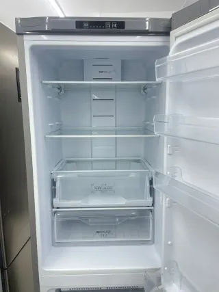 Nevera Indesit Combi