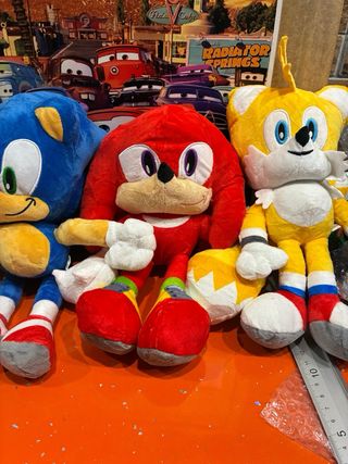 Peluches Sonic, Tails, Knuckles y Super Sonic