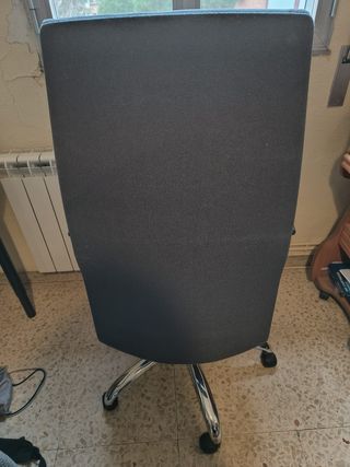 Silla de oficina en perfecto estado de uso