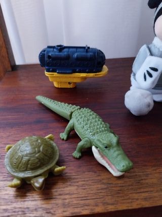 Lote de brinquedos infantis, mc donalds e outros