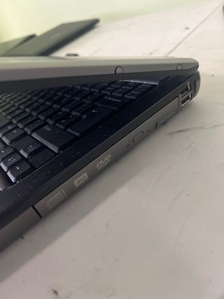 Portátil Dell Latitude D530