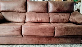 Sofá 3 plazas marrón piel cuidado