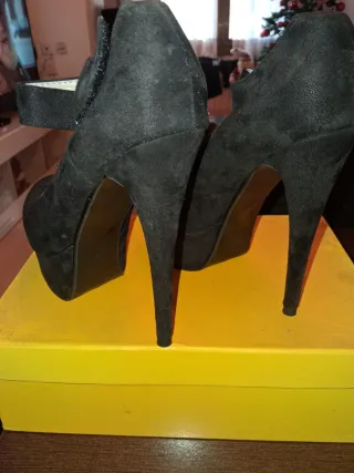 Zapatos tacón negros talla 39