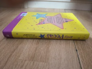 ¡Locuras en el escenario! (Serie Lady Pecas 2)