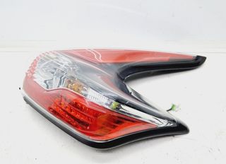 L90049817 piloto tras der nissan juke f15e 5190817