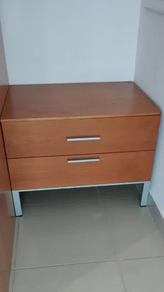 Mesita de noche madera y metal