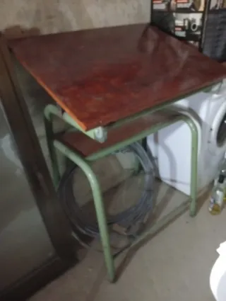 Pupitre madera y metal