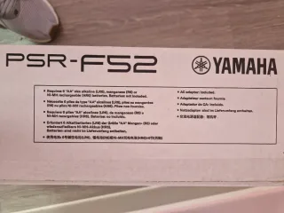 Teclado Yamaha PSR-F52