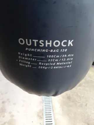 Saco de boxeo Outshock + guantes