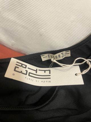 Vestido fiesta asimétrico negro