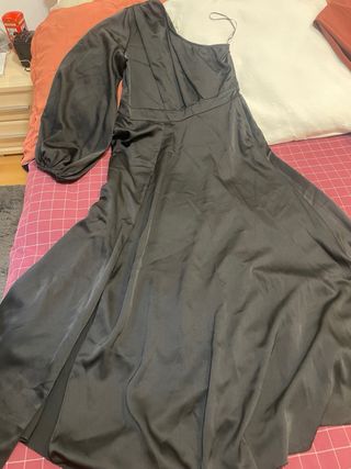 Vestido fiesta asimétrico negro