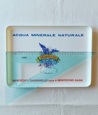 Vassoio vintage Monticchio acqua minerale naturale