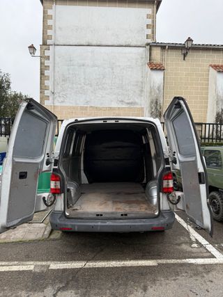 Volkswagen Transporter T5 2011