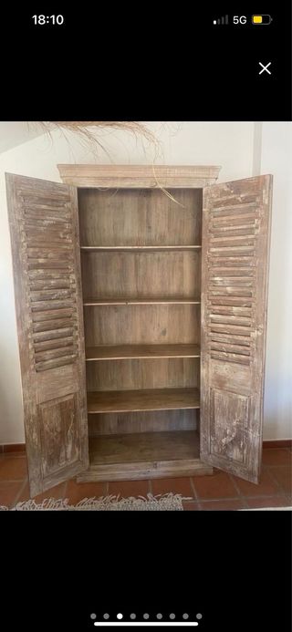 Armario Alto Estilo Indonesio/Boho Madera
