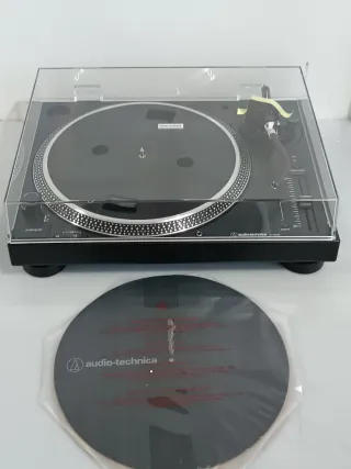 Giradiscos Audio-Technica  LP120XUSBBK W15Y4963
