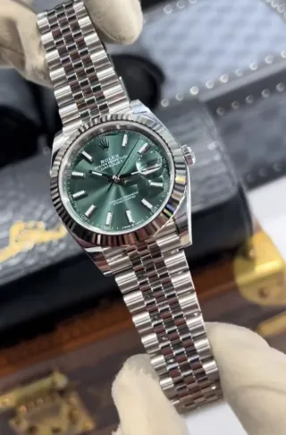 Reloj Rolex Oyster Perpetual Datejust Verde