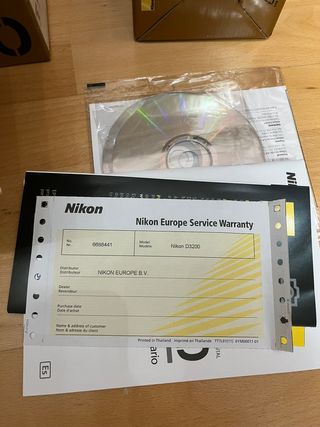 *NUEVO*Cámara Nikon D3200 + Objetivo Zoom 18-105mm