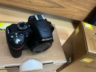 *NUEVO*Cámara Nikon D3200 + Objetivo Zoom 18-105mm