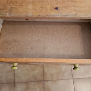 Cómoda de pino con 3 cajones