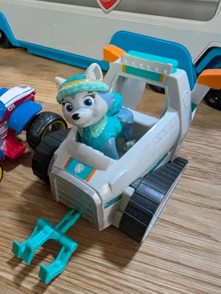 Lote Patrulla Canina: Camión y Vehículos