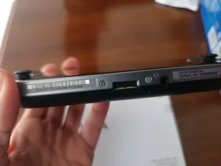 PS Vita Slim Sony Negra