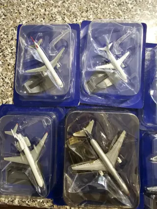 Collezione modellini aerei in metallo