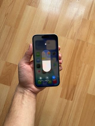 iPhone 15 128GB Plata