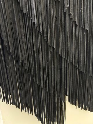 Falda Zara flecos negra talla XS