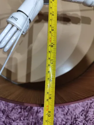 Lámpara colgante de pergamino.