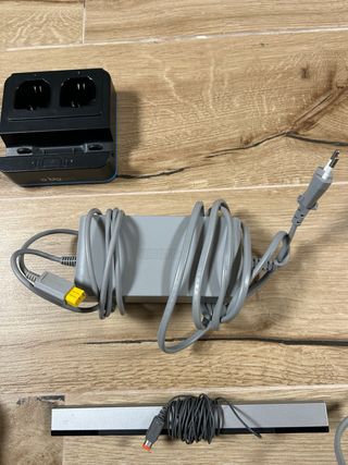 Nintendo Wii U + Juego + Accesorios