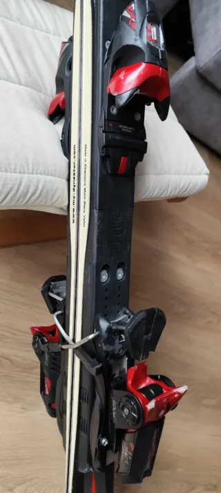 Esquís Dynastar Contact ST09