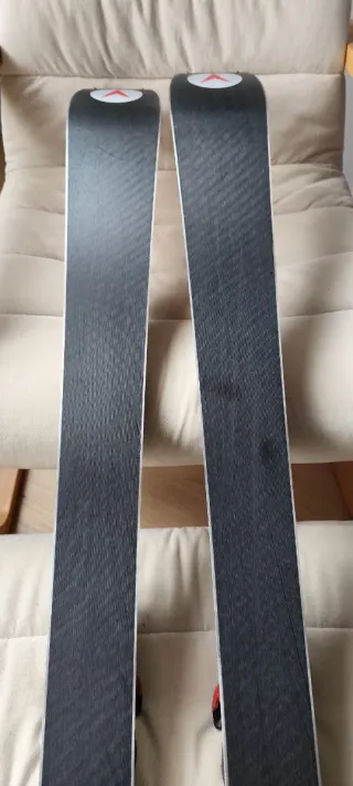 Esquís Dynastar Contact ST09