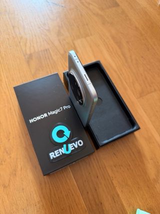 Honor Magic 7 Pro (12/512 GB) - 98 ciclos de carga