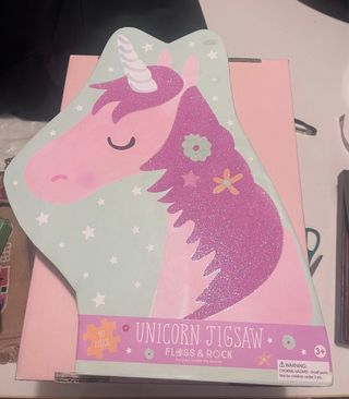 Puzzle de unicornio rosa con purpurina