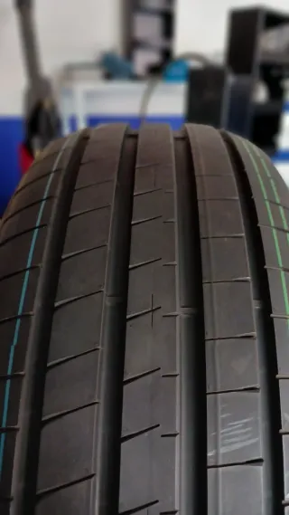 225/55 R17 97Y GOODYEAR EAGLE F1 ASYMMETRIC 6