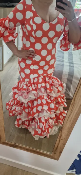 Traje Flamenca Coral Lunares
