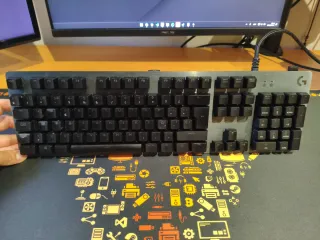 Teclado Logitech G513 Carbon Switch Brown