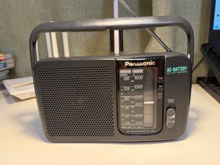 Radio Panasonic FM-AM RF-544 Portátil