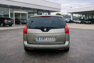 Peugeot 5008 2010