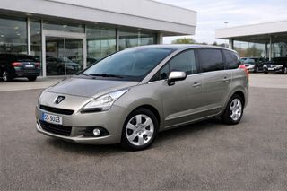 Peugeot 5008 2010