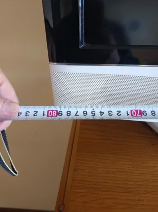 Televisor Loewe  blanco