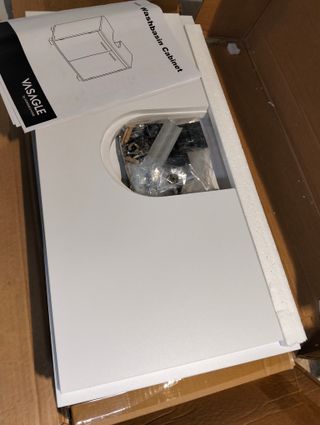 VASAGLE Armario Bajo Lavabo, Mueble de Baño, 2 Compartimentos Detrás de Las Puertas