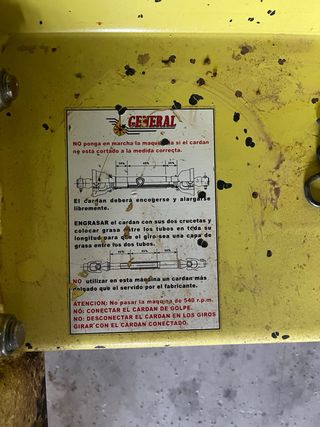 Picadora ramas agrícola GENERAL